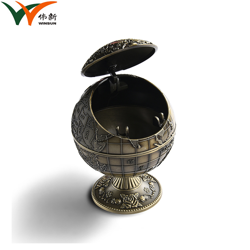 Globe ashtray